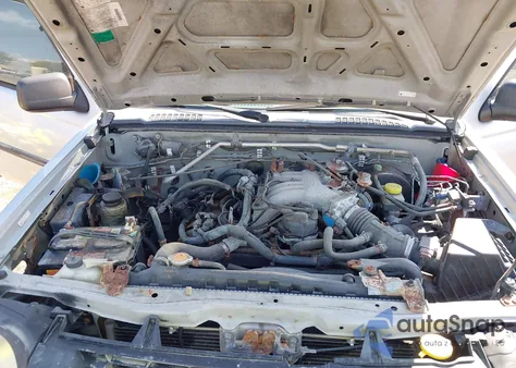 2004 Nissan Xterra Xe from USA, damaged, VIN 5N1ED28Y64C681510